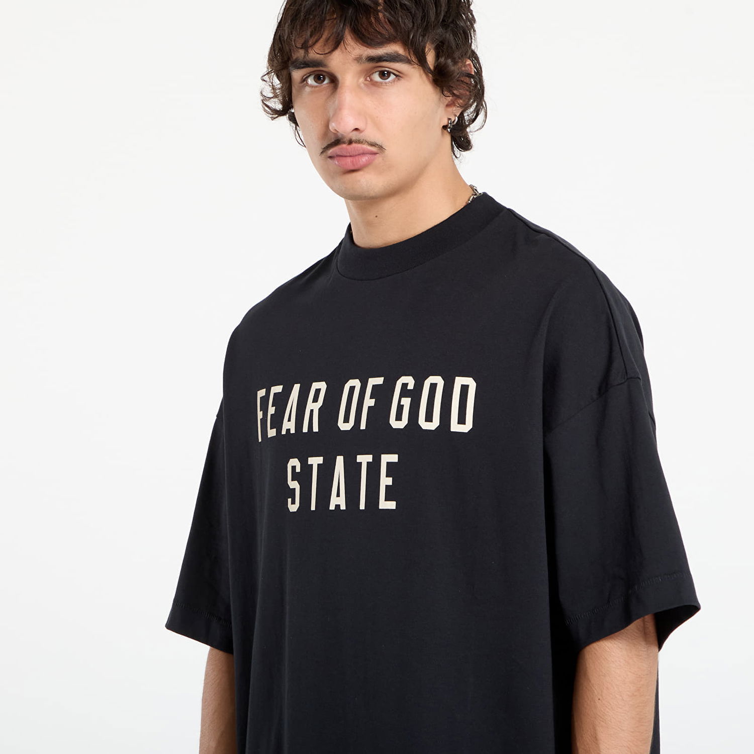 Tričko Fear of God Fear of God Essentials 90's Short Sleeve T-Shirt Čierna | 125SP254470F-861, 1