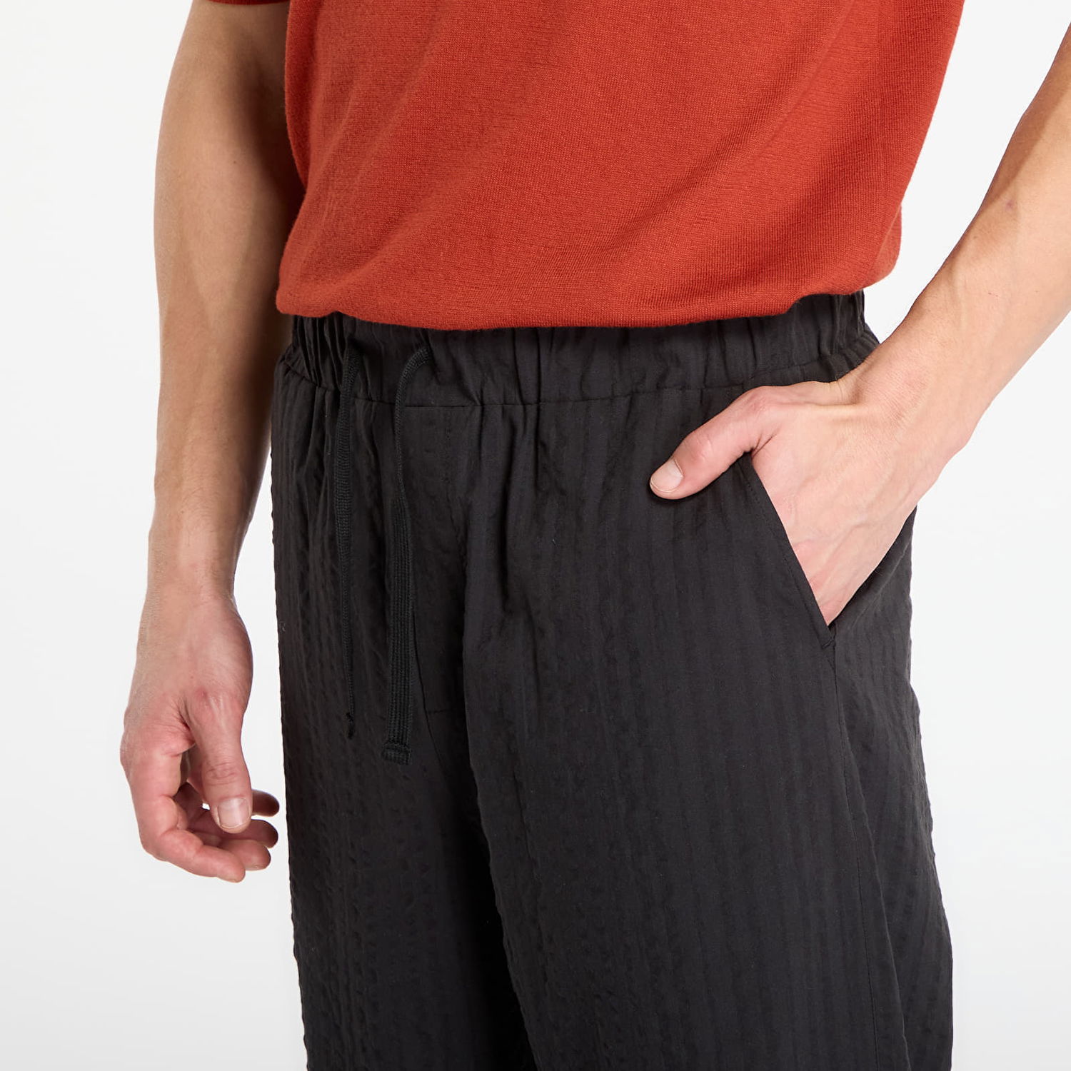 Nohavice Urban Classics Loose Seersucker Pants Čierna | TB7566-00007, 1