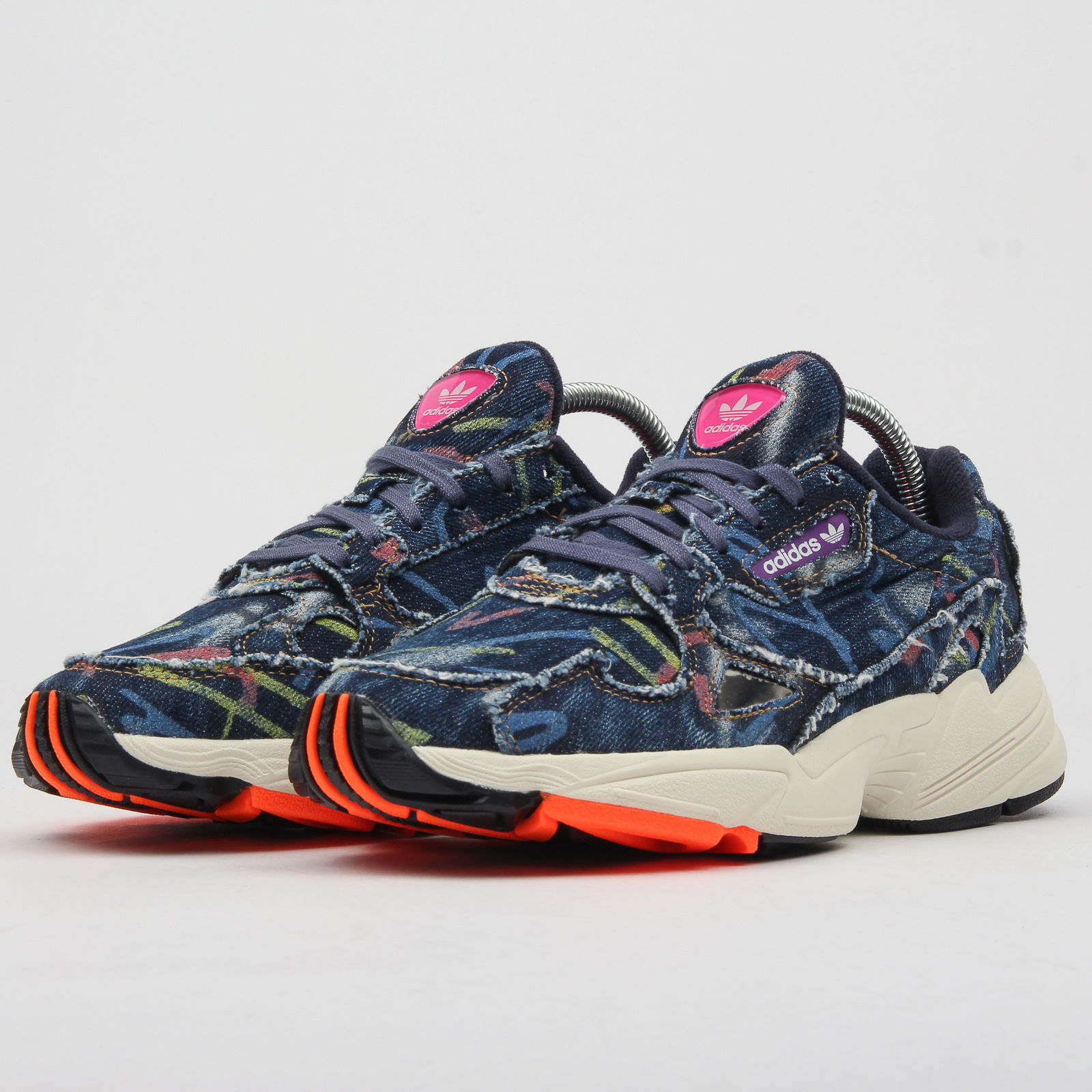 Falcon W