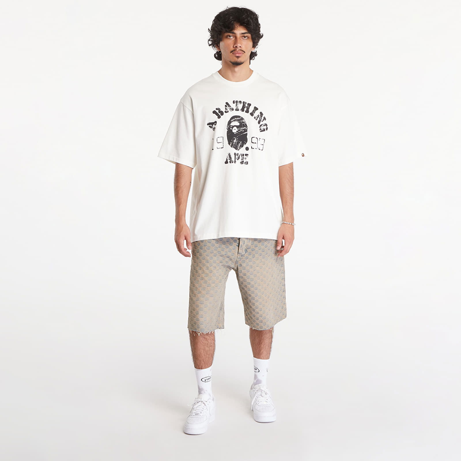 A BATHING APE Screen Print College Relaxed Fit Short Sleeve Tee Ivory