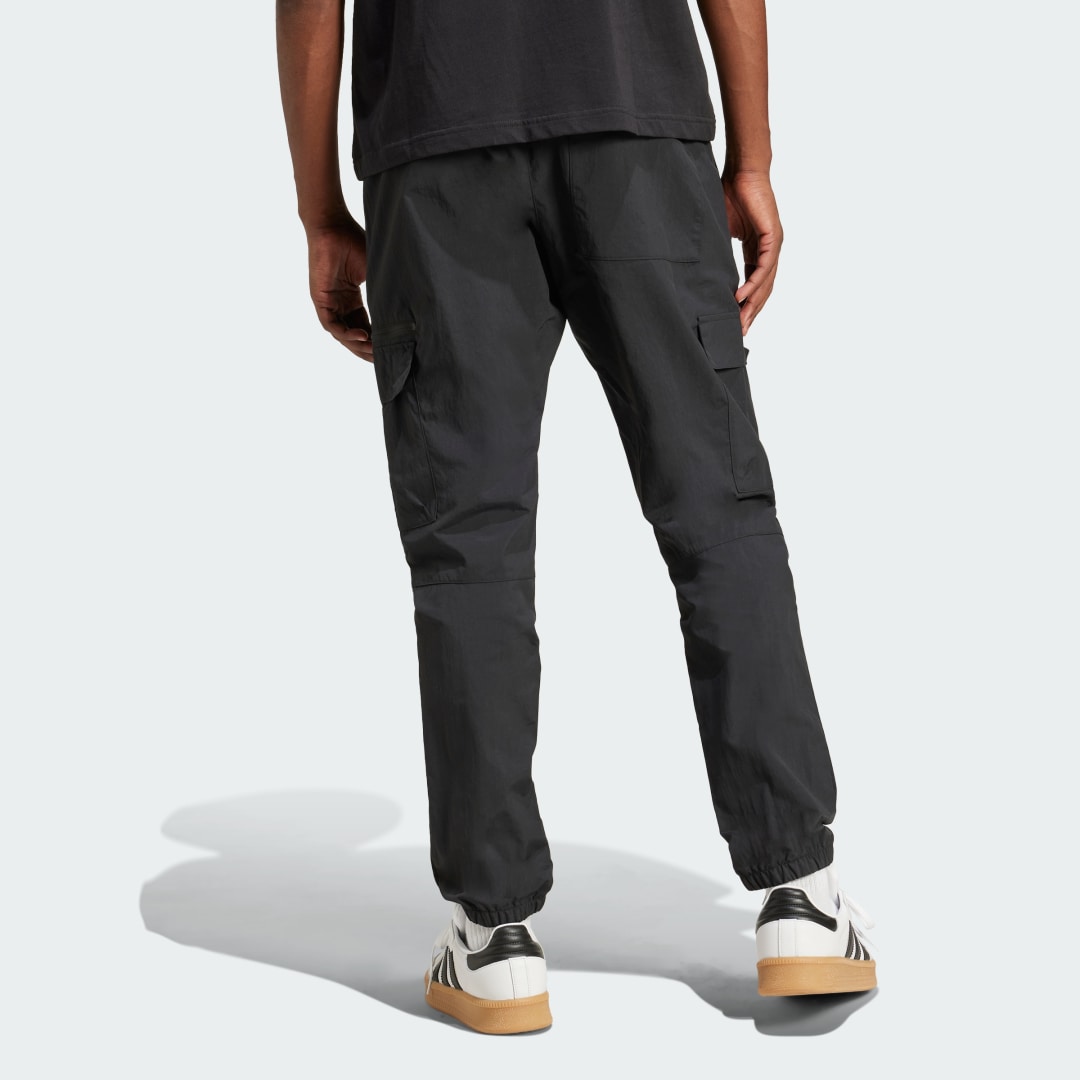 Cargo nohavice adidas Performance Essentials Woven Cargo Pants Čierna | JD2453, 1
