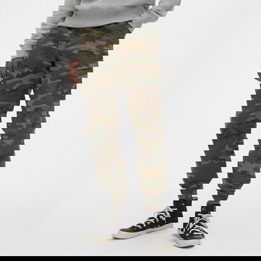 Nohavice GAP Jogger Pants Green Camo Zelené | 496157-00, 2