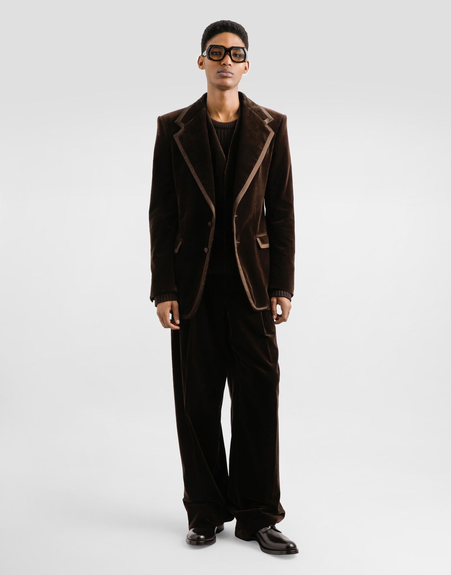 Nohavice Dolce & Gabbana Dolce & Gabbana Smooth Velvet Pleated Trousers Hnedá | GP0N5TFUVG7M0937, 1