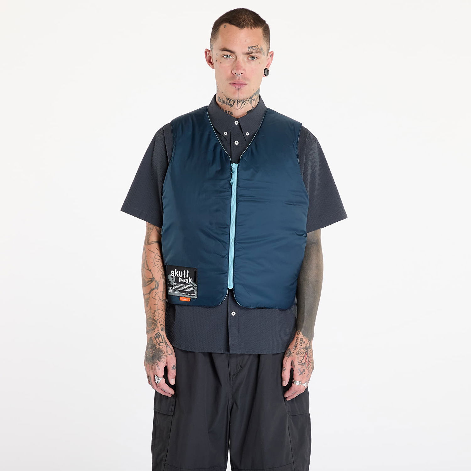 Vesta Nike ACG "Skull Peak" PrimaLoft® Reversible Vest Denim Turquoise/ Armory Navy/ Summit White Tyrkysová | FV8694-464, 1