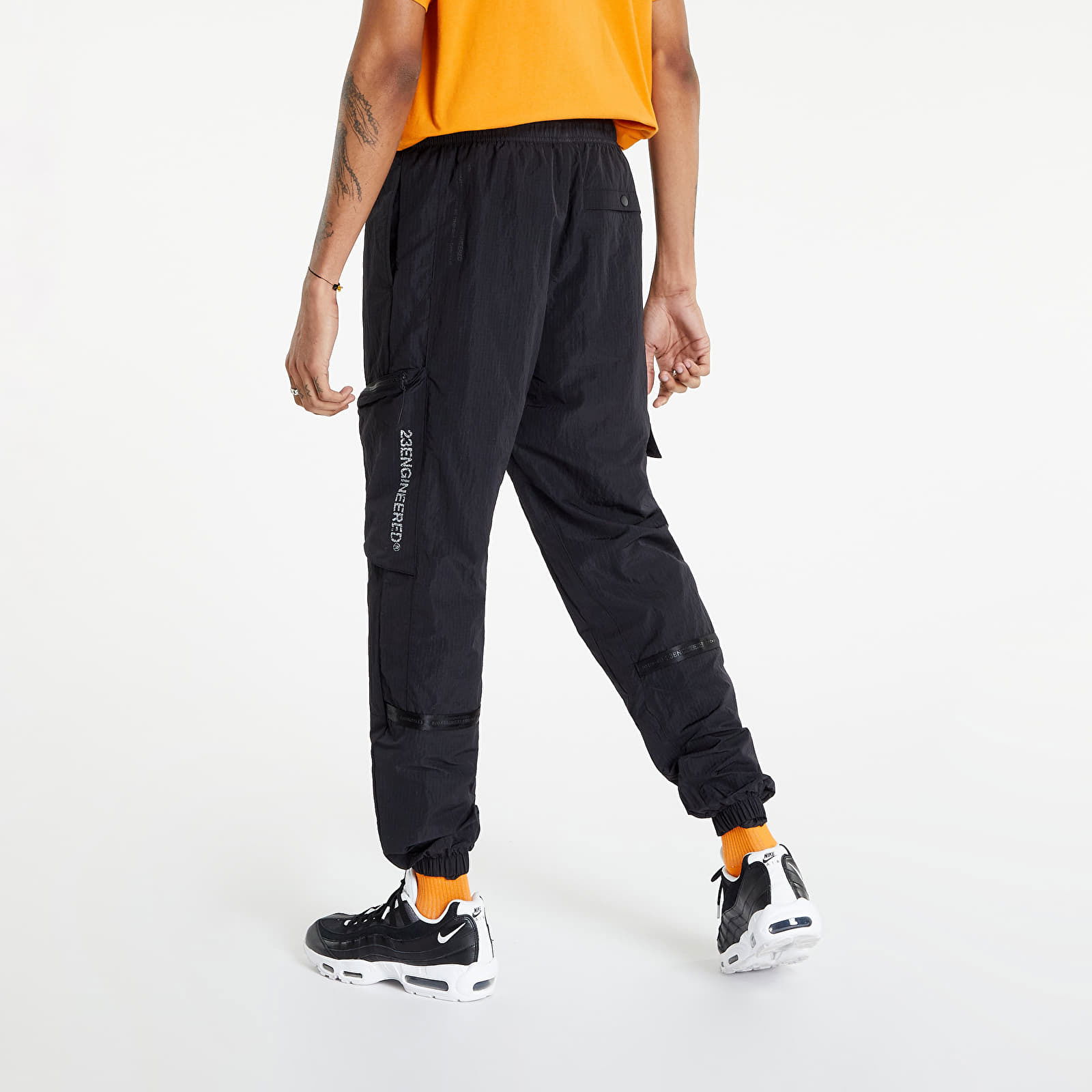 Jordan Engineered Track Pants REFRESHER Market