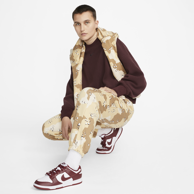 Mikina Nike Plush Mod Crop Crew-Neck Sweatshirt Vínová | DQ6844-652, 1