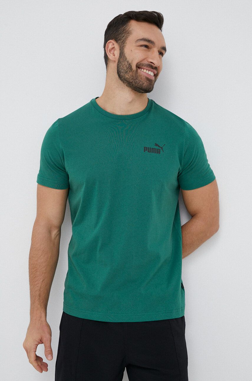 T-Shirt Essentials Small Logo