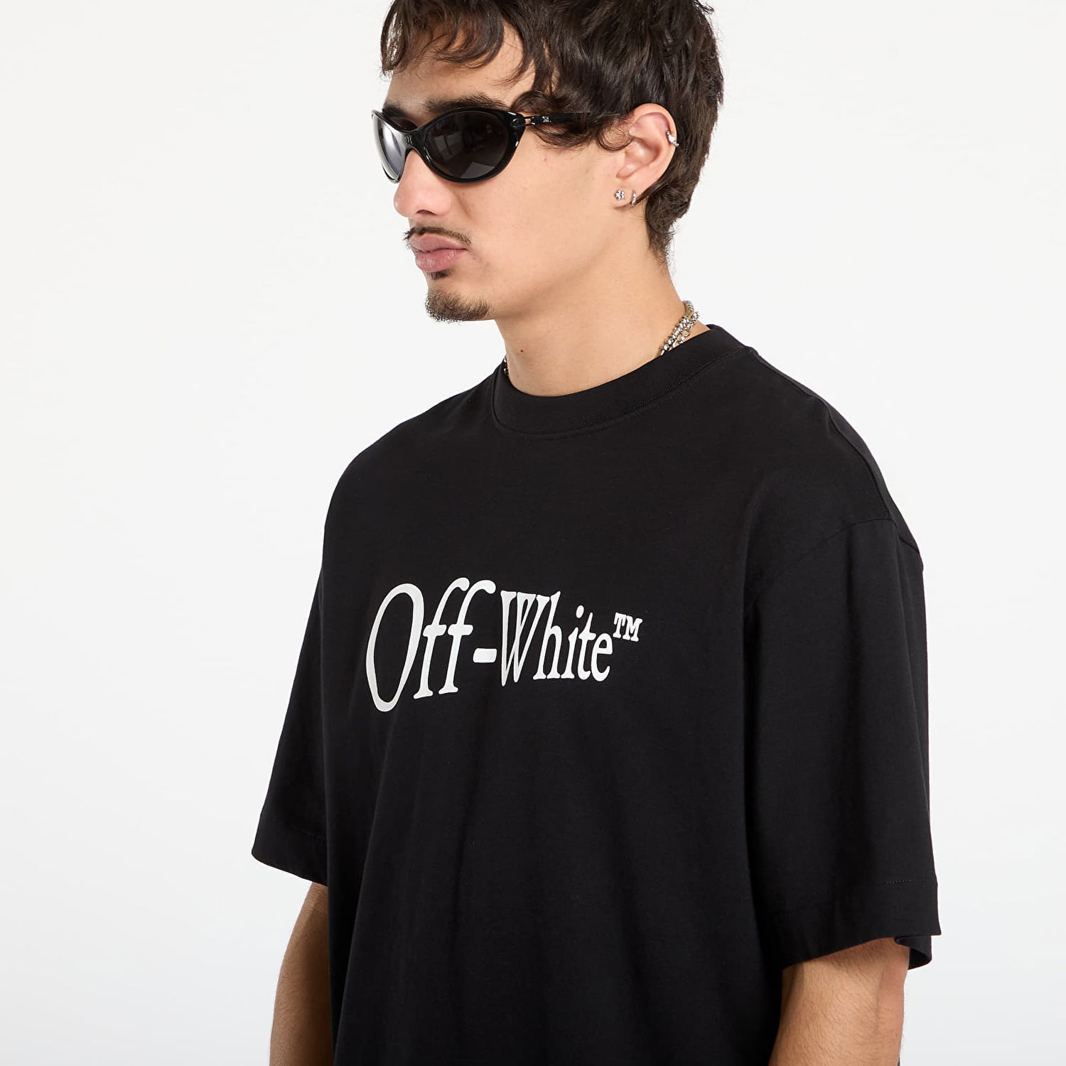 Tričko Off-White Run Arrow Skate Short Sleeve T-Shirt XXL Čierna | OMAA120F25JER00F1001, 1