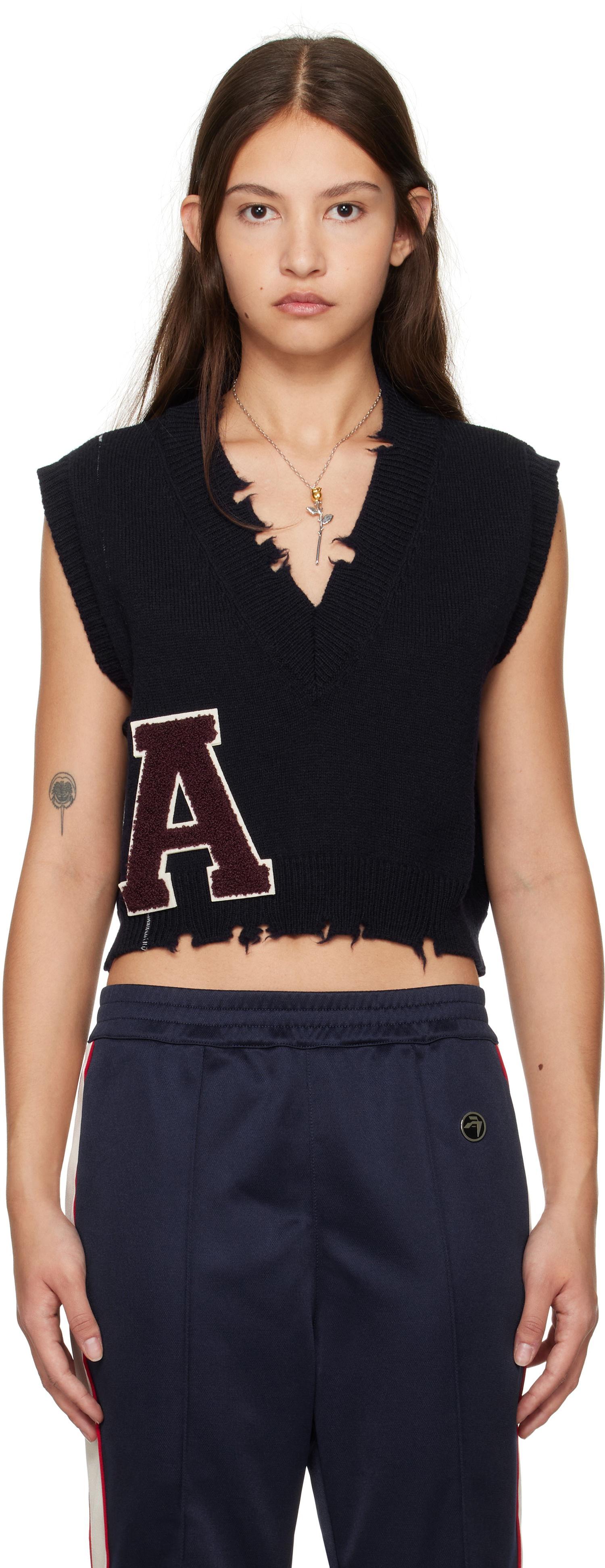 Sveter Ambush Destroyed Rib Knit Vest Čierna | BWHZ002F24KNI0014628, 0
