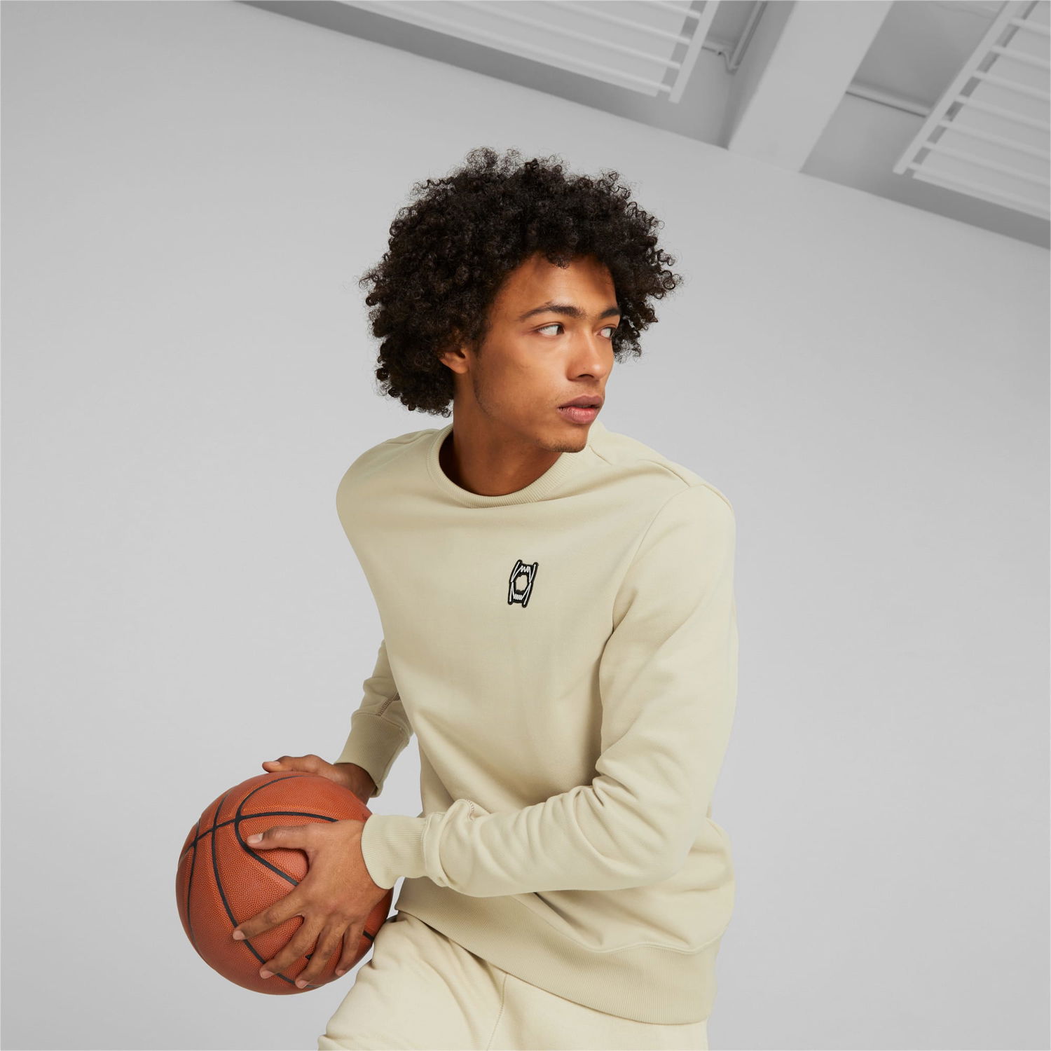 Mikina Puma Pivot Crew EMB Basketball Pullover Béžová | 533249_13, 0