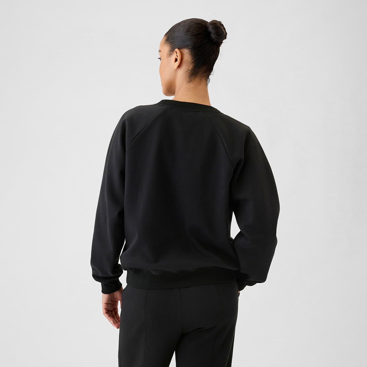 Mikina GAP Sweatshirt Pullover Crew Black Logo M Čierna | 765585-40, 1