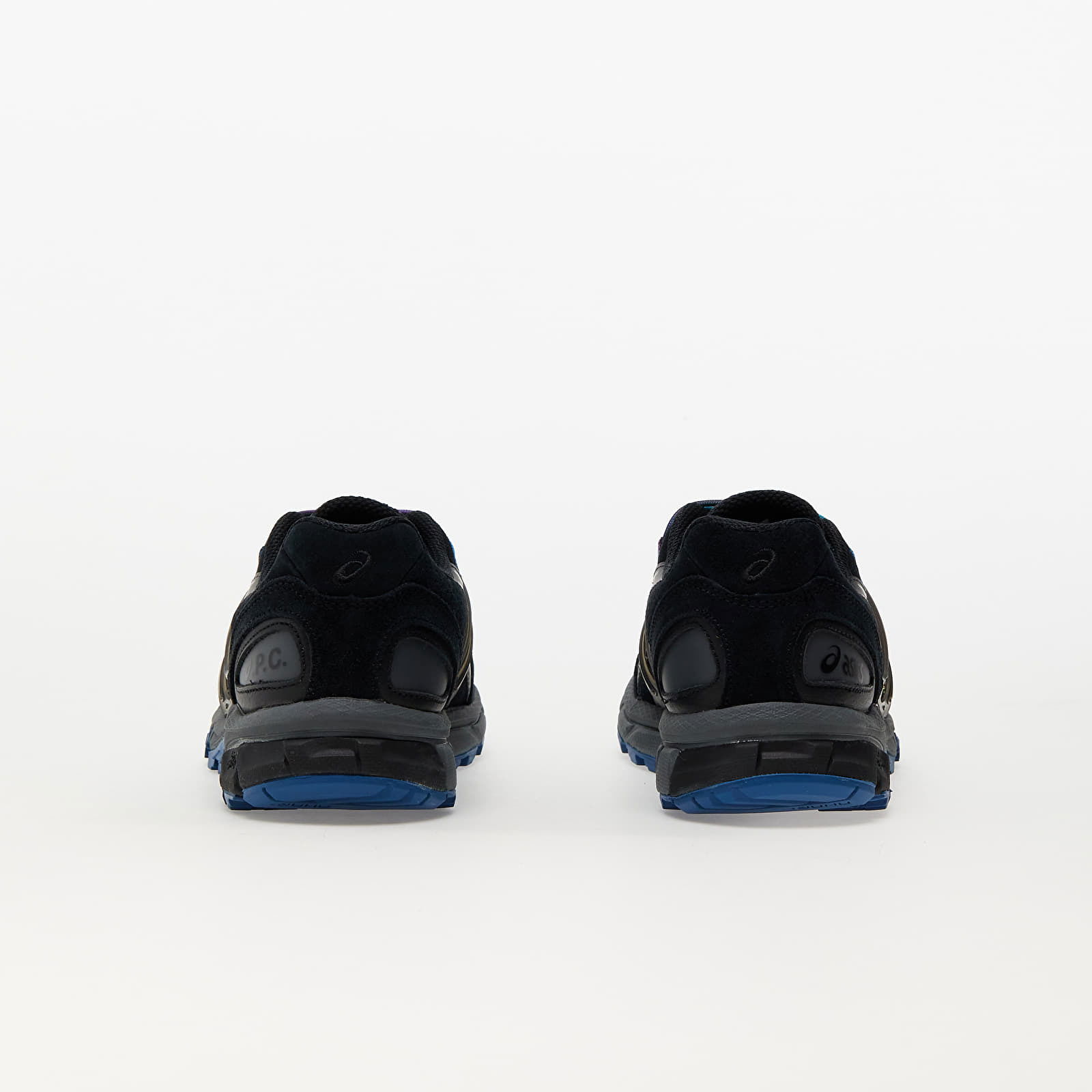 A.P.C x Gel-Sonoma 15-50 "Black"