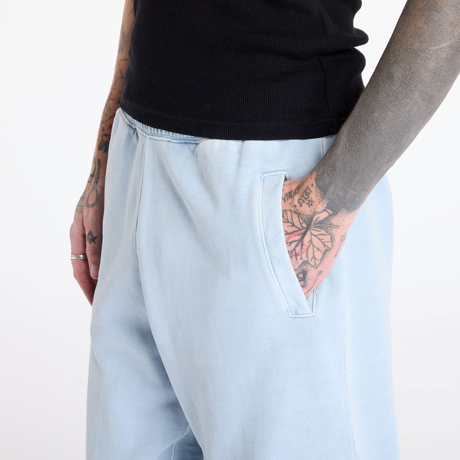 Tepláky Carhartt WIP Sweatpants Vista Grand Sweat Pant Dusty Ice Garment Dyed S Modrá | I032337.2BSGD, 1