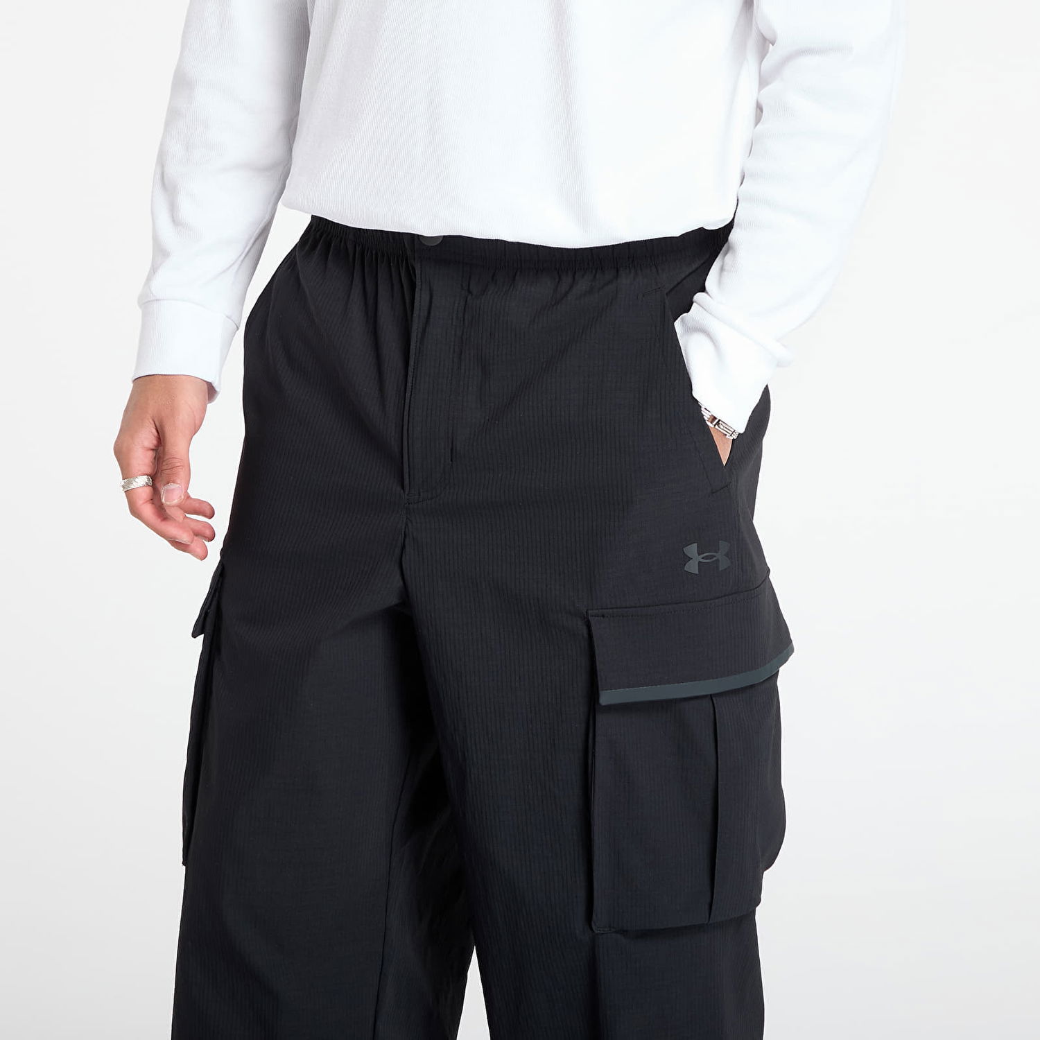 Cargo nohavice Under Armour Pants Unstoppable Texture Woven Cargo Čierna | 6003862-001, 1