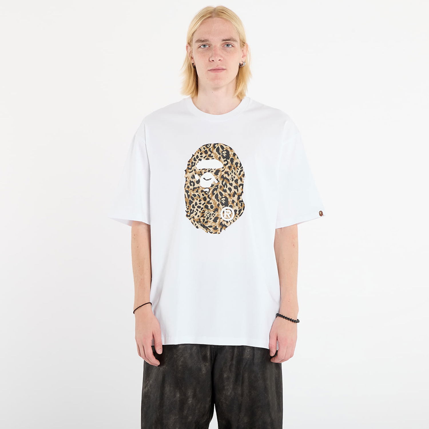 Tričko BAPE Wild Leopard Pattern Ape Head Relaxed Fit T-Shirt S Biela | 001TEL801306MWHT, 0
