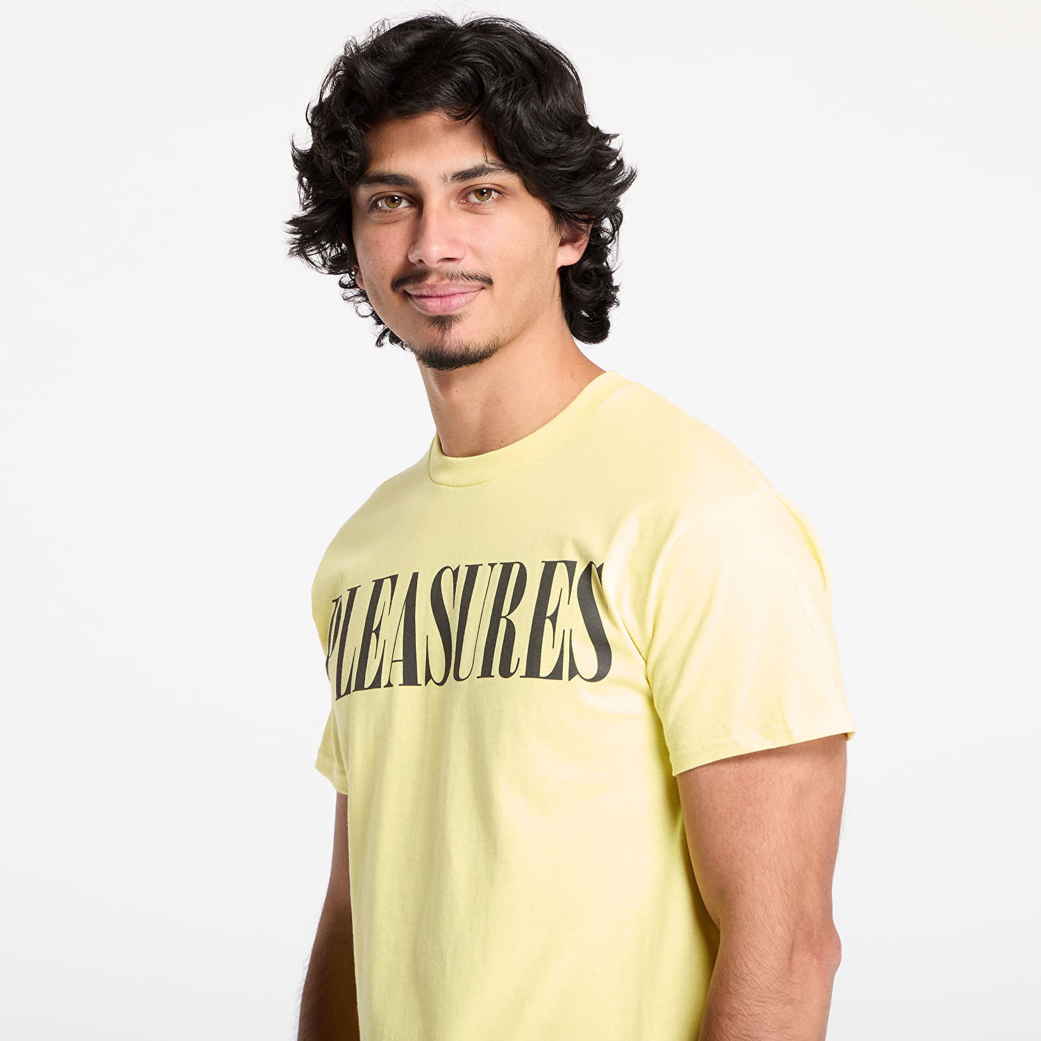 Tričko Pleasures Onyx 24 Graphic Print T-Shirt Žltá | P24W048 CORNSILK, 1