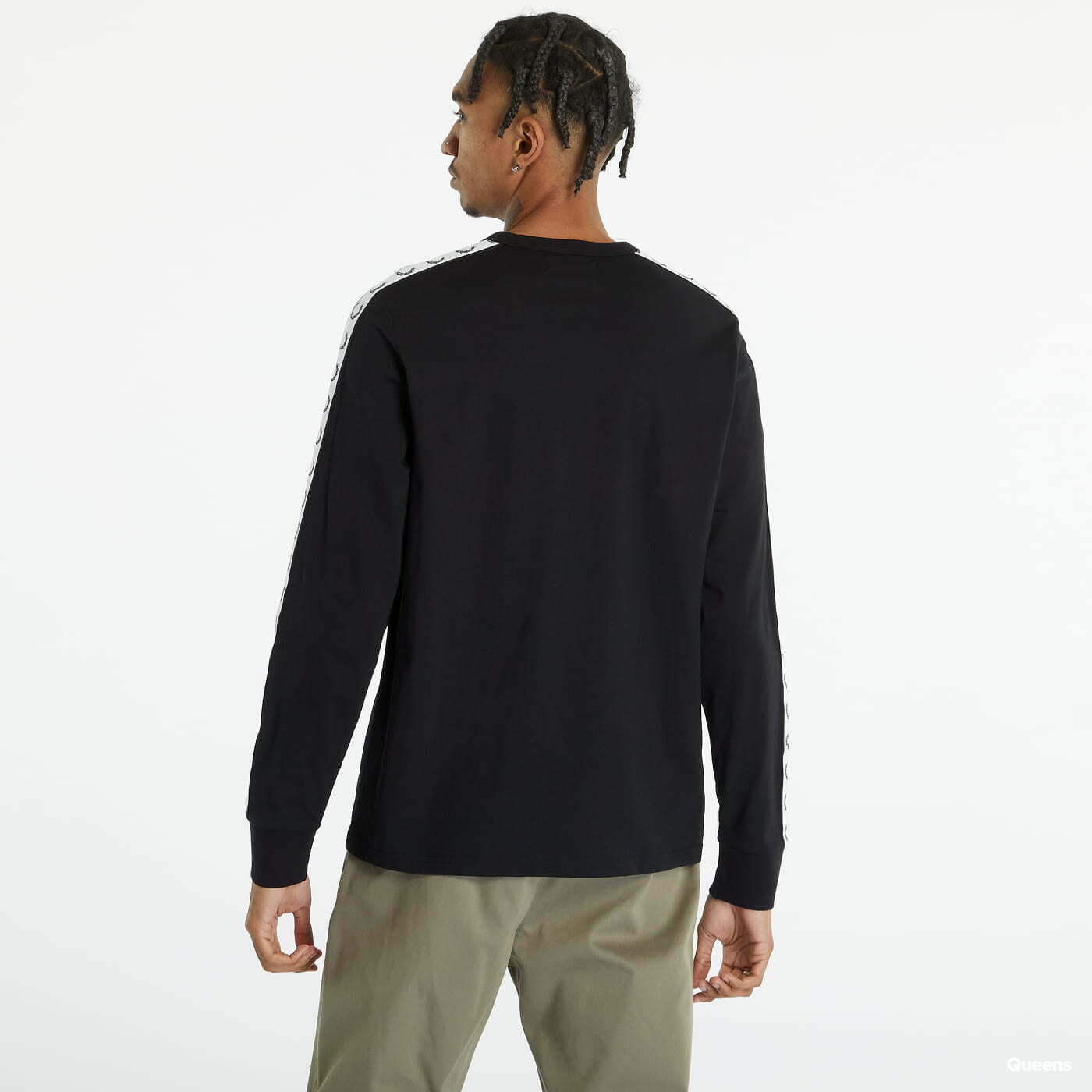 Tričko Fred Perry Taped Logo Tee Čierna | M4621-102, 1