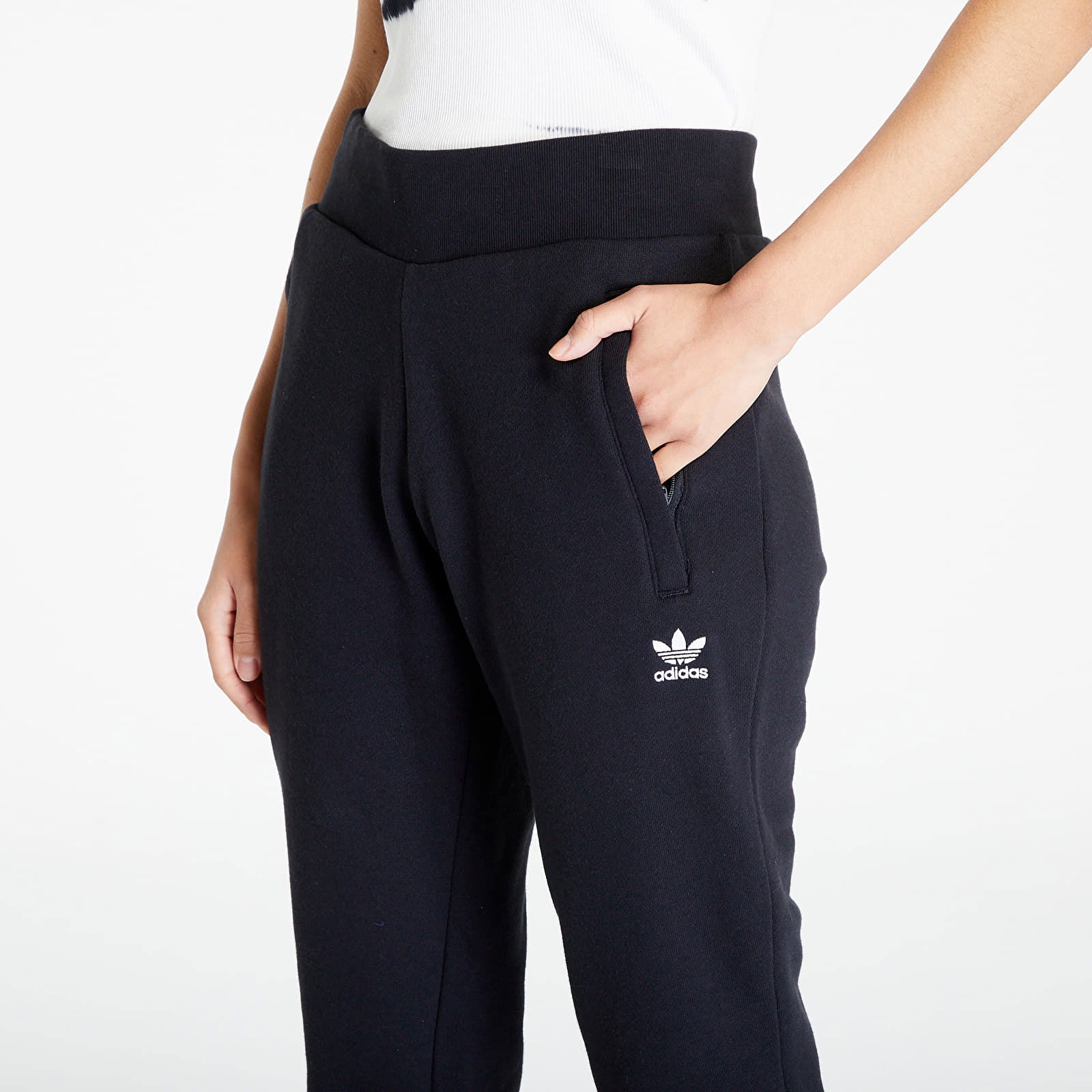 Adicolor Essentials Slim Jogger Pant