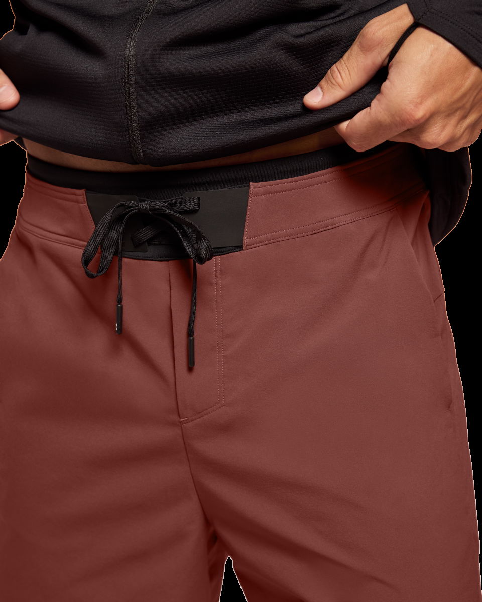 Performance Hybrid Short