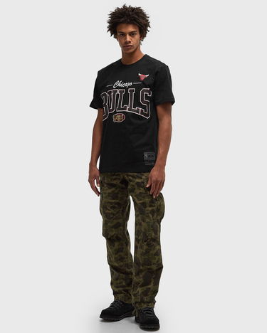 Tričko Mitchell & Ness NBA There & Back Chicago Bulls Black Tee Čierna | BMTRINTL1544-CBUBLCK, 1