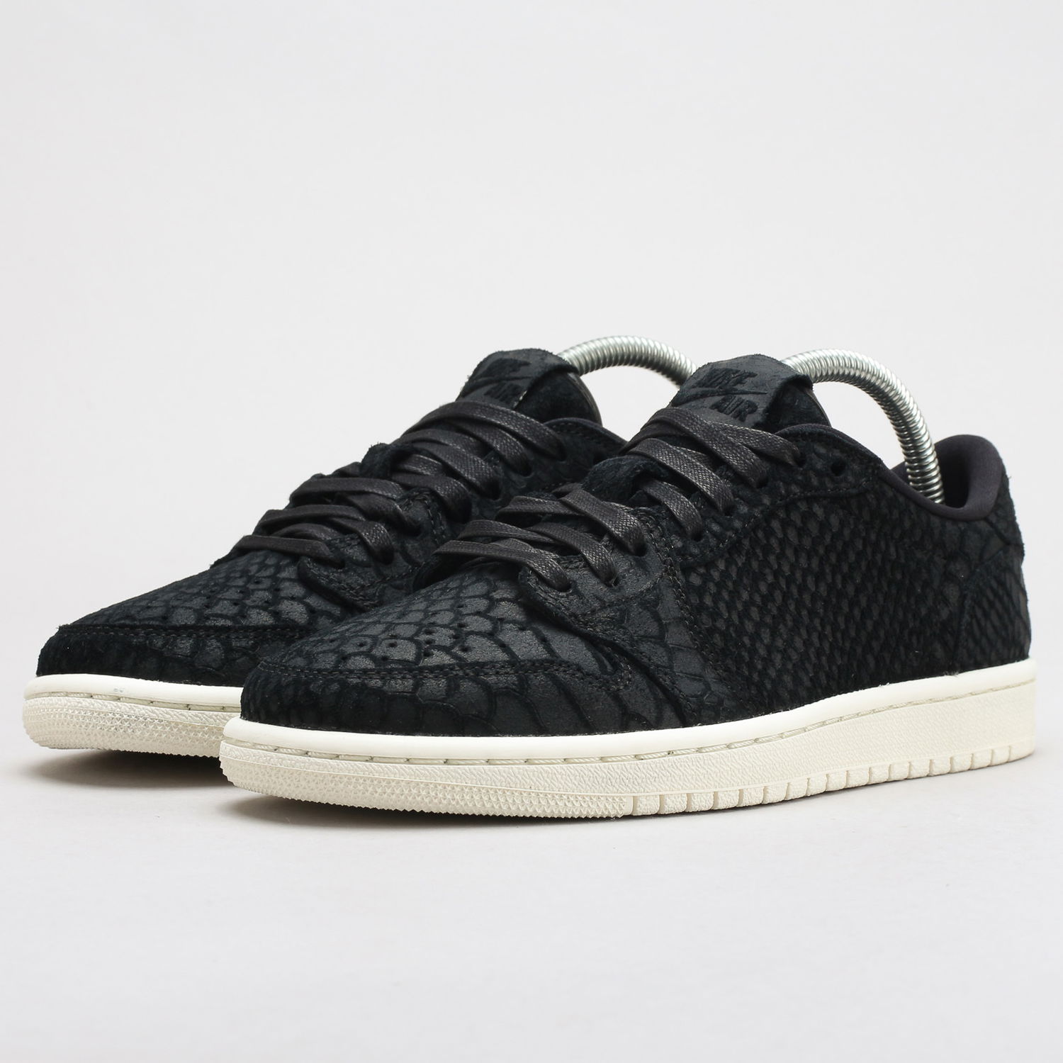 Tenisky a topánky Jordan Air Jordan 1 Retro Low ''Black Python'' W Čierna | AJ6004-010, 1