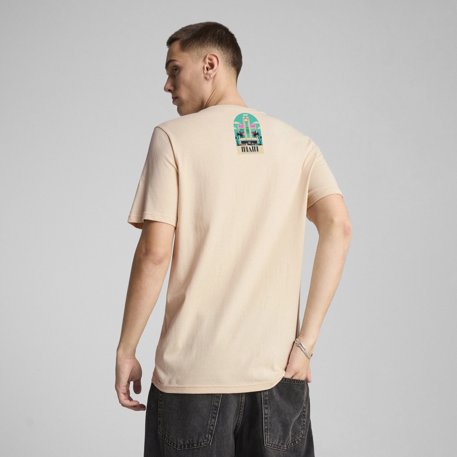 Tričko Puma F1® Miami Graphic T-Shirt Béžová | 630176_13, 1