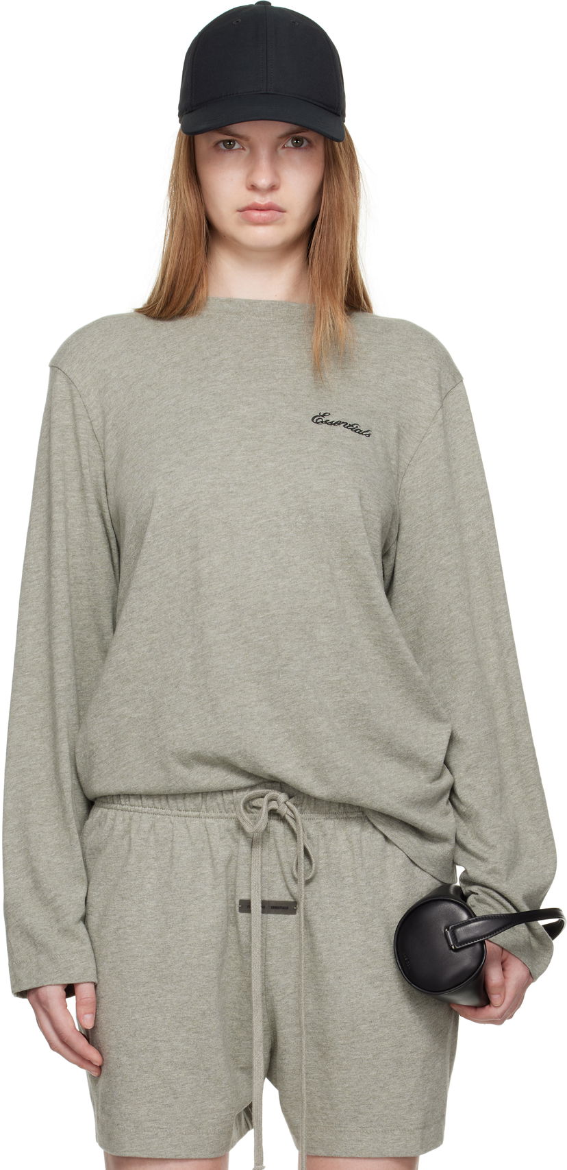 Tričko Fear of God Fear of God ESSENTIALS Classic Fit Long Sleeve T-Shirt Čierna | 125SP255885FW