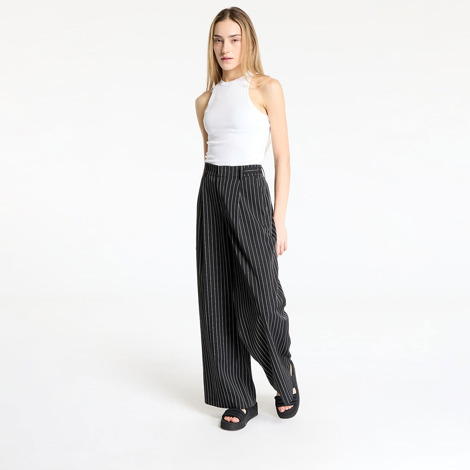Nohavice Urban Classics Urban Classics Pinstripe Wide Leg Trousers Čierna | TB7068-18580, 0