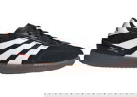 Predator 24 League Low Freestyle