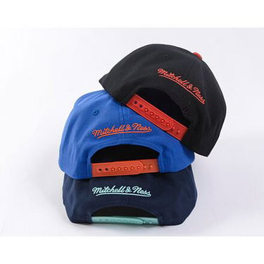 Šiltovka Mitchell & Ness Edmonton Oilers Two Tone Oilers Snapback Modrá | HHSS5367-EDOYYPPPNYOR, 3