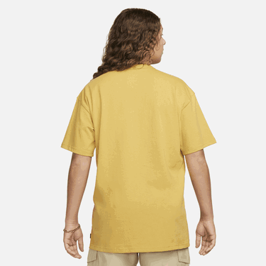 Tričko Nike Sportswear Premium Essentials Tee Žltá | DO7392-725, 2