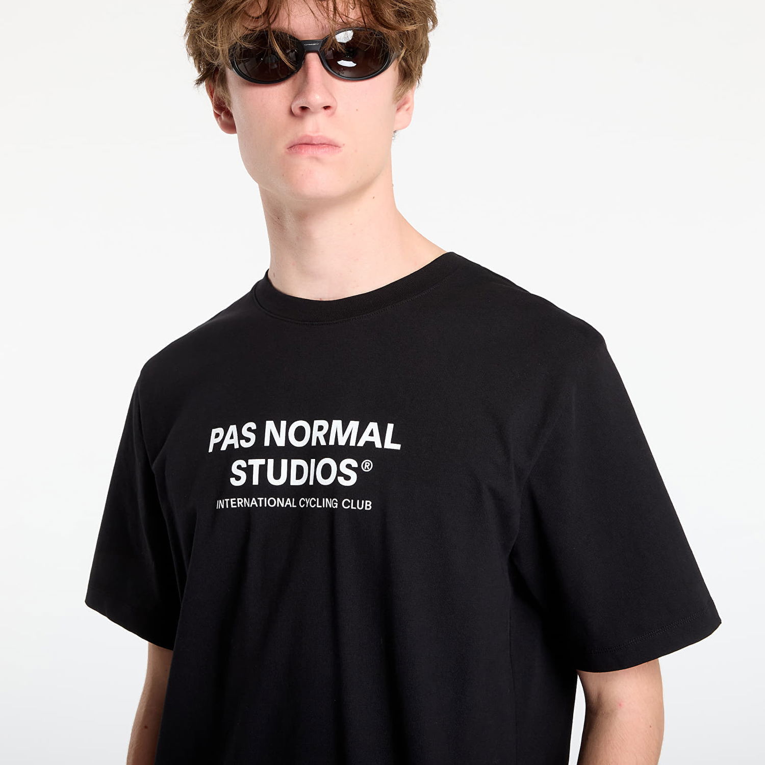 Tričko Pas Normal Studios Pas Normal Studios Off-Race Logo T-Shirt L Čierna | NP2027AO-999, 1