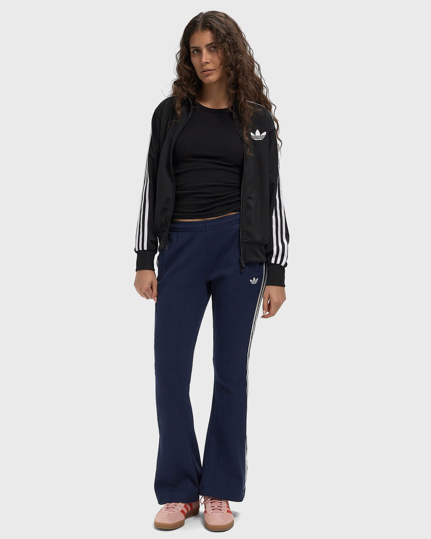 Tepláky adidas Originals Three-Stripe Flared Waffle Track Pants Navy | KR7654, 1