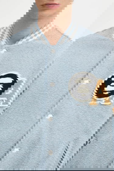 Bomber bunda AAPE by A Bathing Ape Main Universe Oversize Textured Varsity Patched Bomber Jacket Modrá | AAPJKM7742XAP, 4