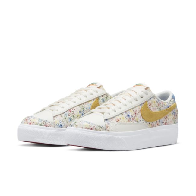Blazer Low Platform W