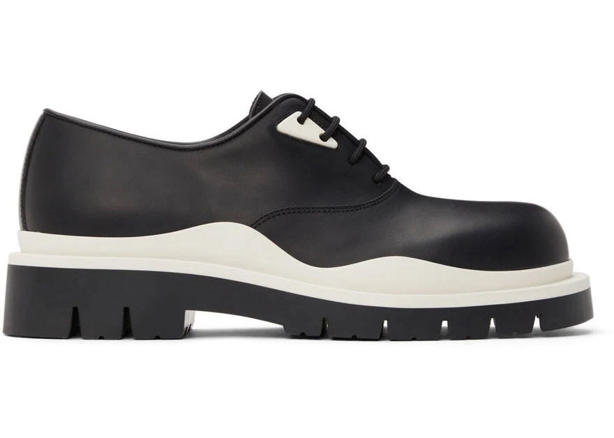Tenisky a topánky Bottega Veneta Tire Lace Up Leather Shoe Čierna | 667073VBS501359, 0