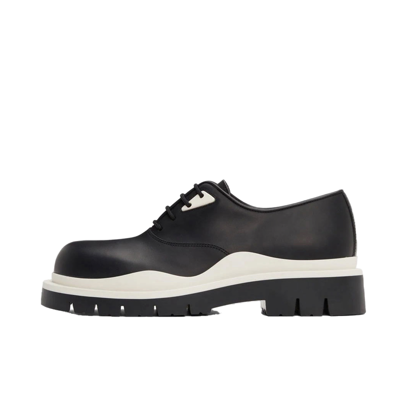 Tenisky a topánky Bottega Veneta Tire Lace Up Leather Shoe Čierna | 667073VBS501359