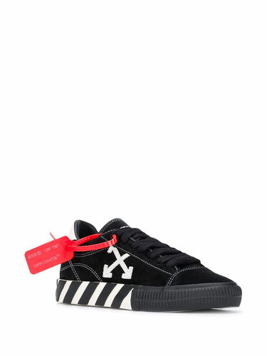 Tenisky a topánky Off-White Low Vulcanised Čierna | OWIA216E20LEA0011001, 1