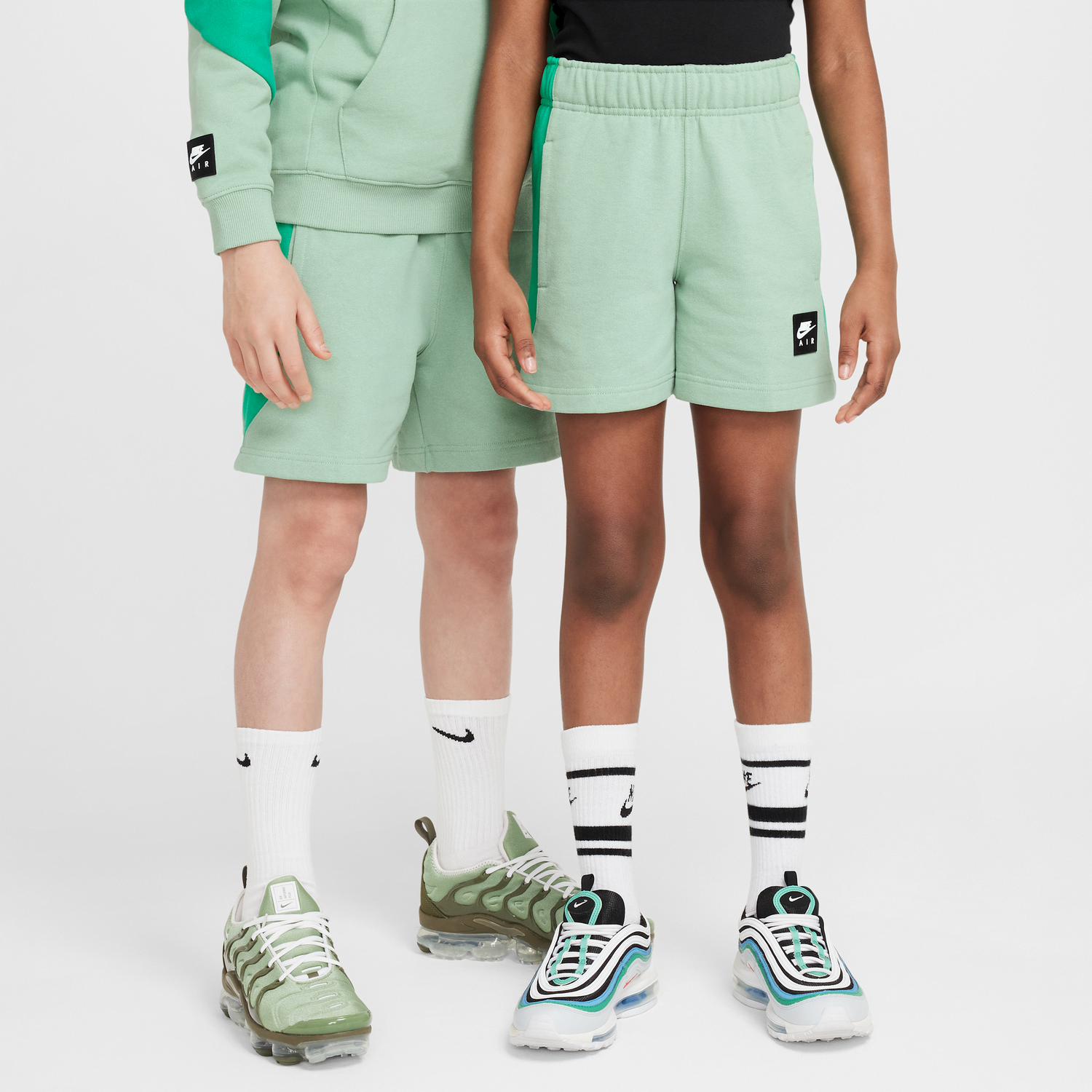 Šortky Nike Nike Air Fleece Shorts Zelené | HF8808-037, 0
