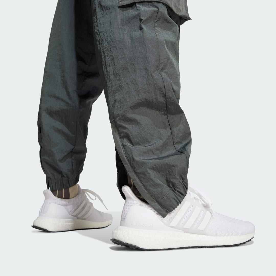 Sportswear City Escape Cargo Tracksuit Bottoms