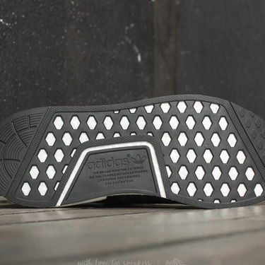 Tenisky a topánky adidas Originals Invincible x Neighborhood x NMD R1 Čierna | CQ1775, 1
