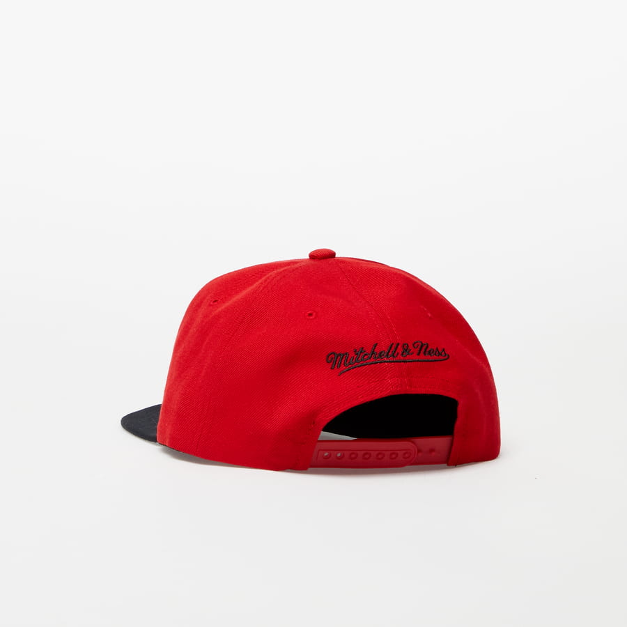 Šiltovka Mitchell & Ness Snapback NBA Team 2 Tone 2.0 Snapback Bulls Červená | HHSS3264-CBUYYPPPRDBK, 1