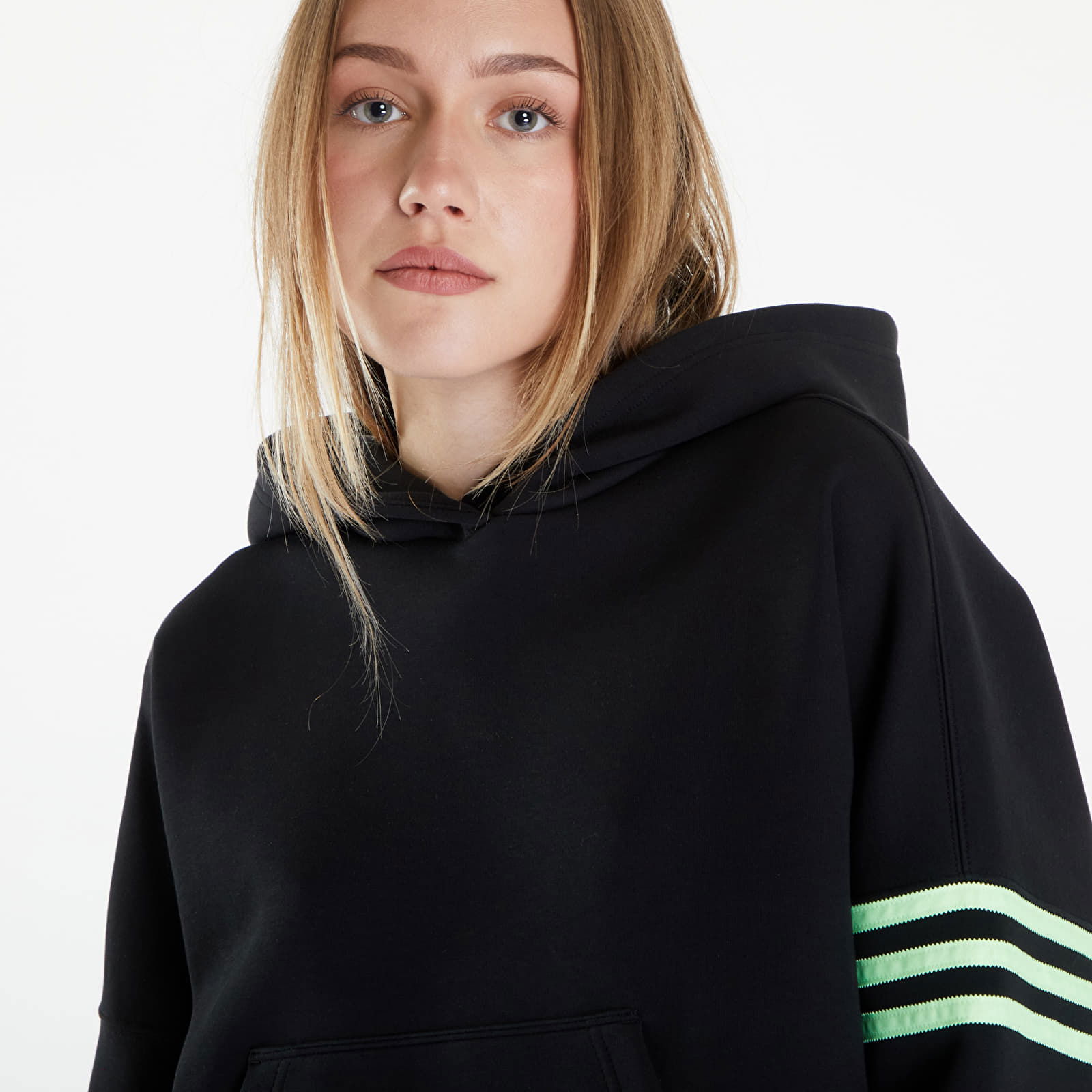 Neuclassics Hoodie Black/ Grespa