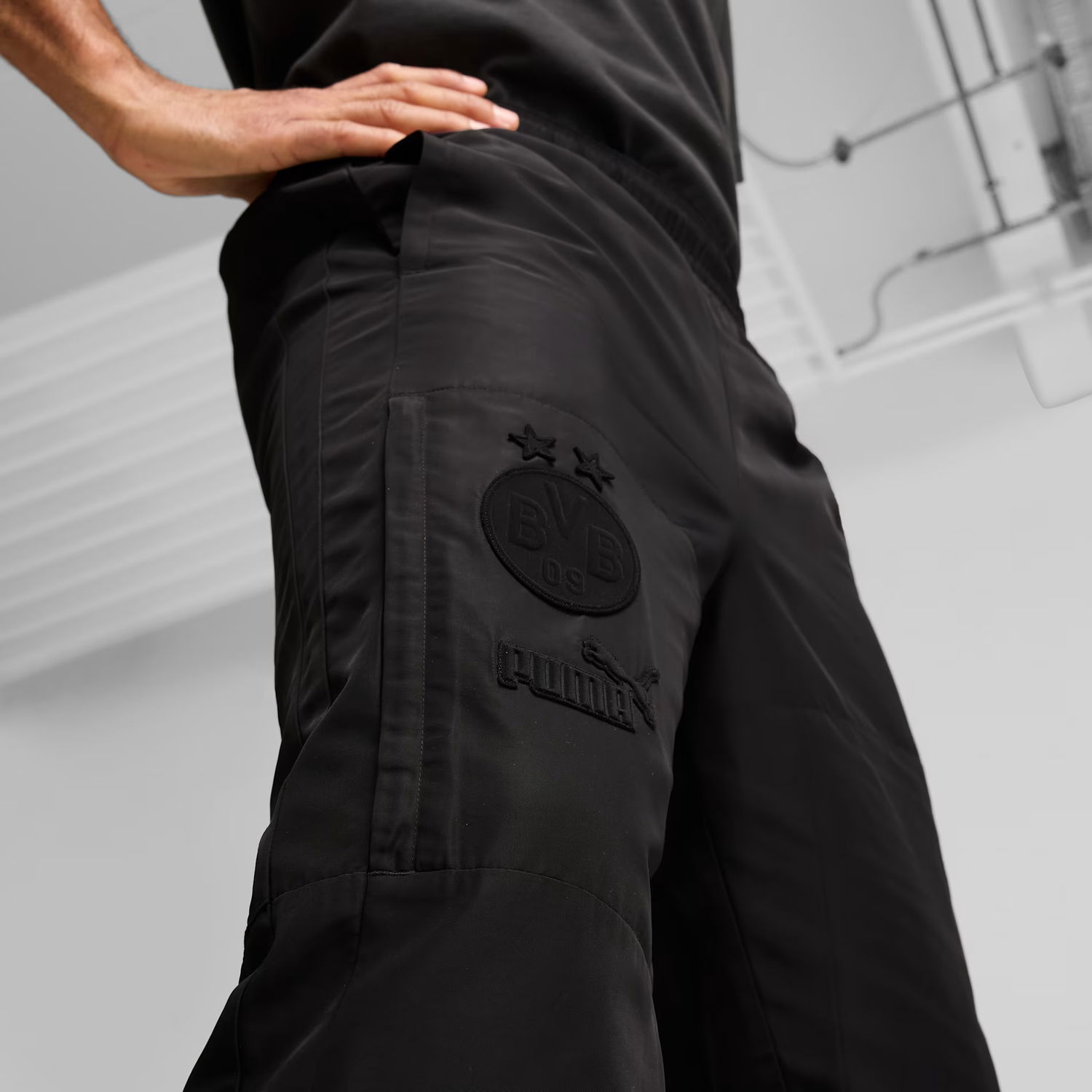 Tepláky Puma Monochrome Pants Čierna | 777768-14, 1