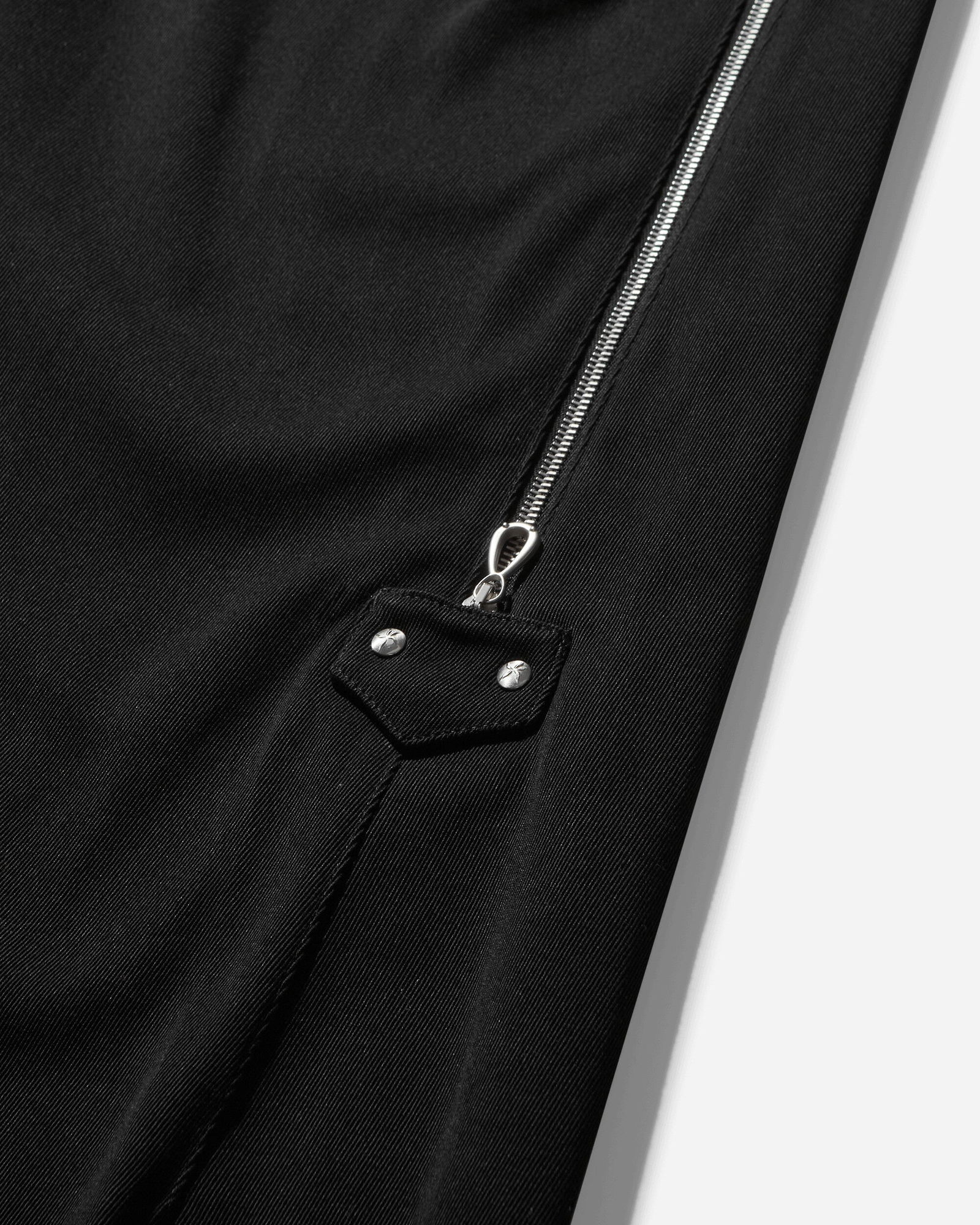 Trousers with Zip