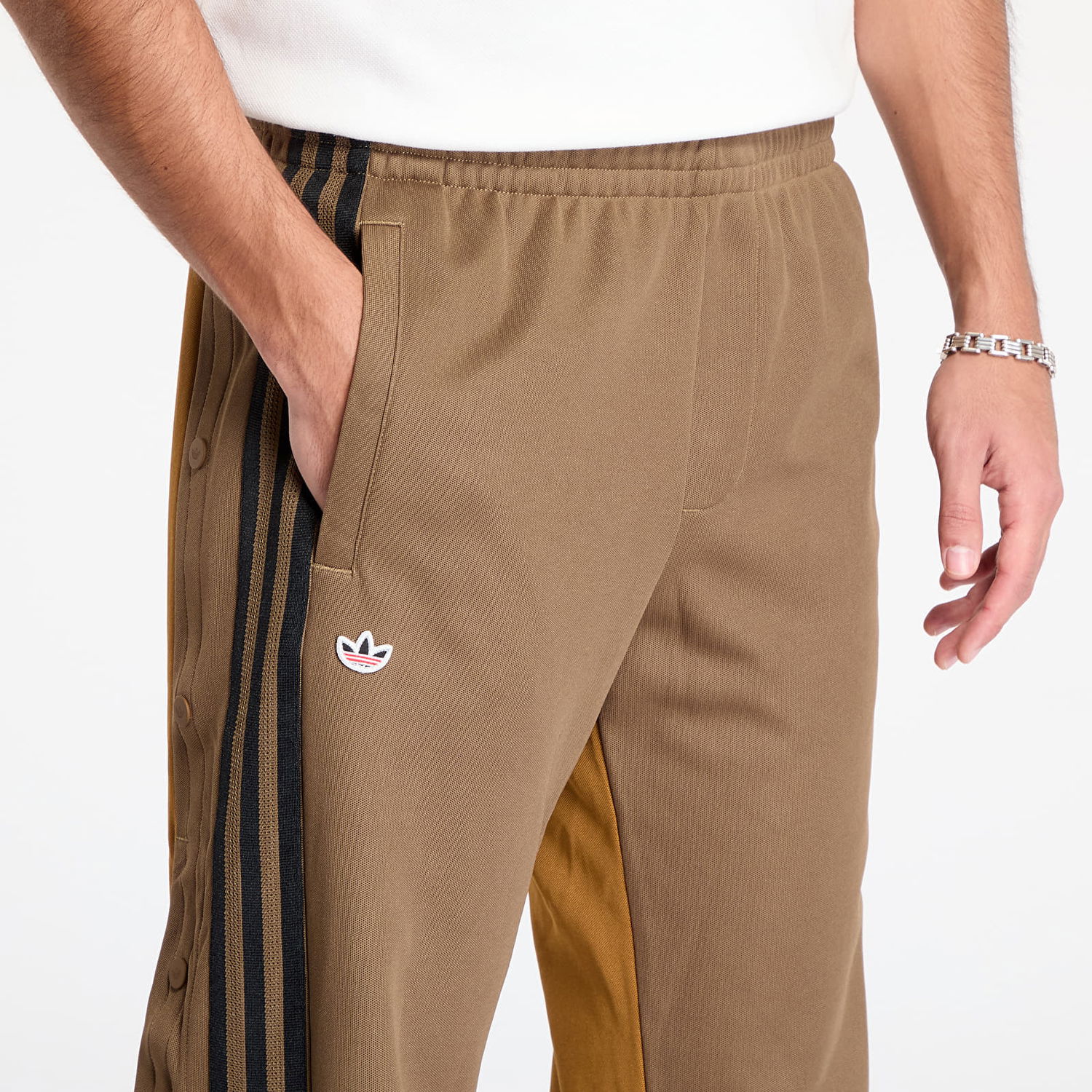 Nohavice adidas Originals Adibreak Pants Hnedá | IY6525, 1