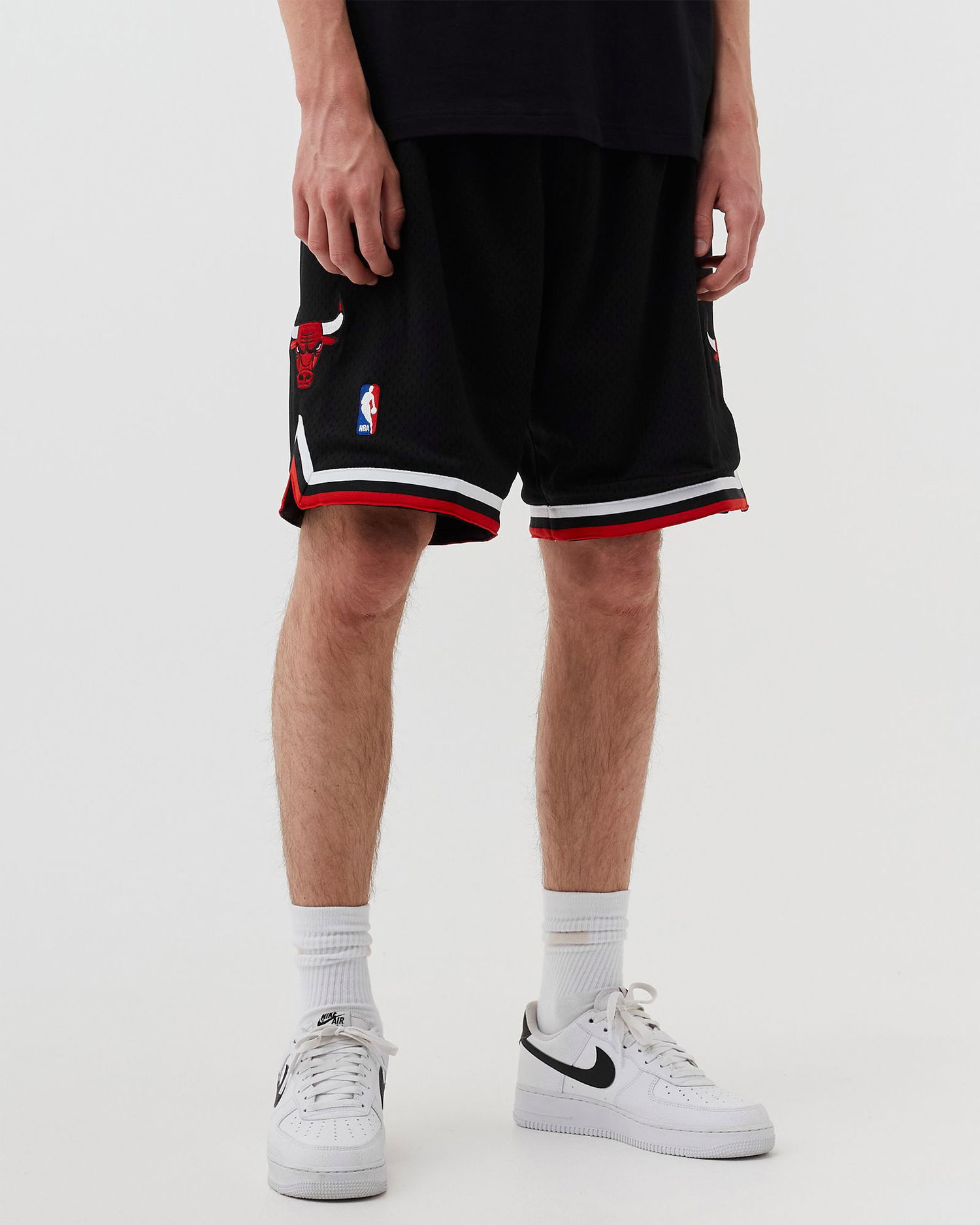 Šortky Mitchell & Ness NBA Authentic Shorts Chicago Bulls Alternate 1997-98 Čierna | ASHRGS18113-CBUBLCK97, 1