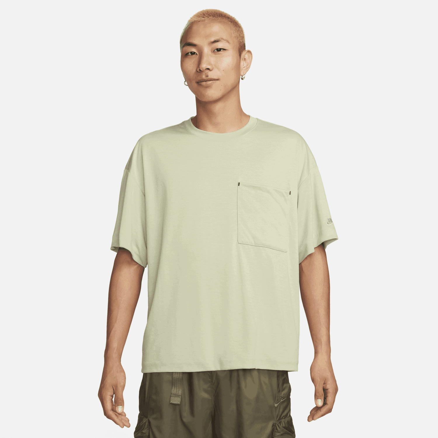 Tričko Nike Sportswear Tech Pack Dri-FIT T-shirt Zelené | FB7392-371, 0