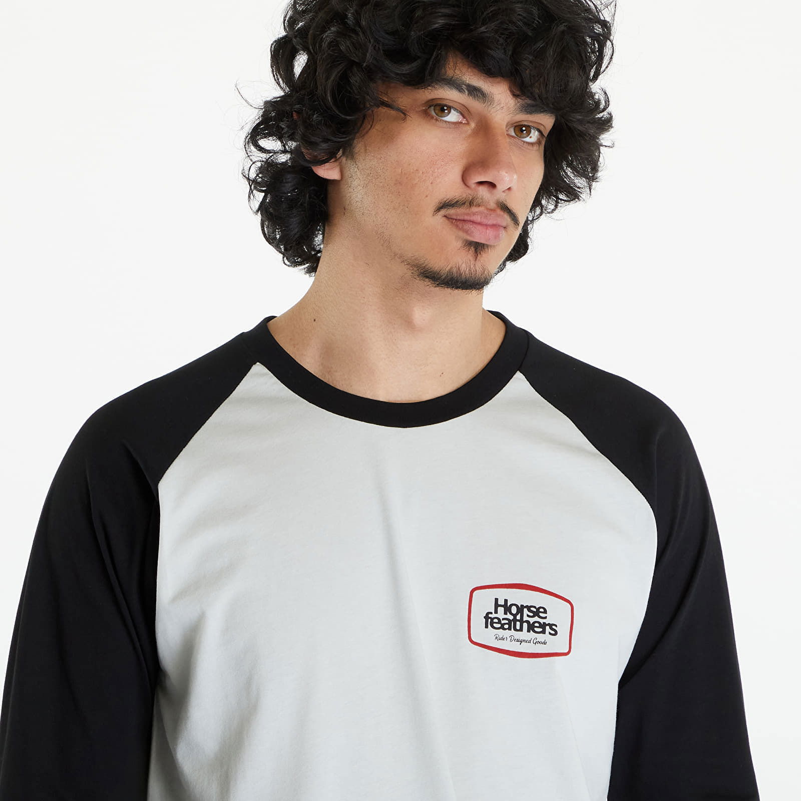 Bronco Raglan T-Shirt Cement