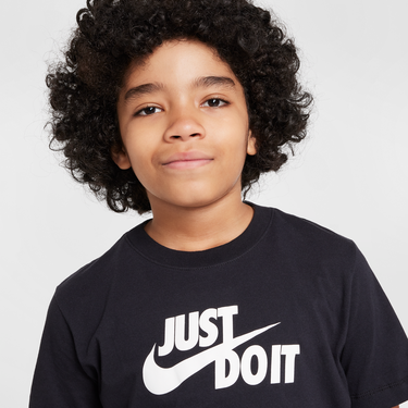 Tričko Nike Nike Sportswear T-Shirt Čierna | HM5844-010, 2